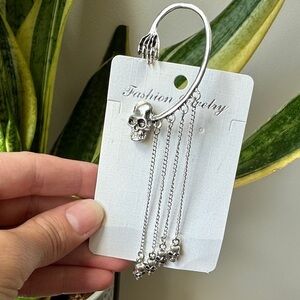 Silver Skull around the ears Chain Earrings